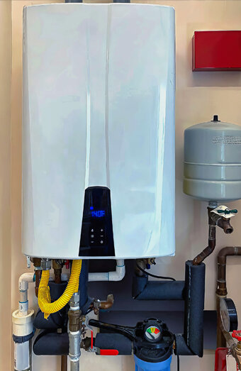 https://gweluphotwater.com.au/uploads/2025/06/hot-water-17212.jpg