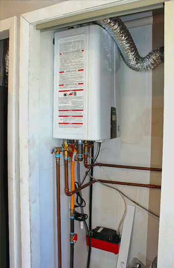 https://gweluphotwater.com.au/uploads/2025/06/instant-hot-water-systems-43926.jpg