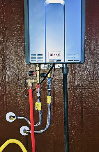 https://gweluphotwater.com.au/uploads/2025/06/instant-hot-water-systems-93408.jpg